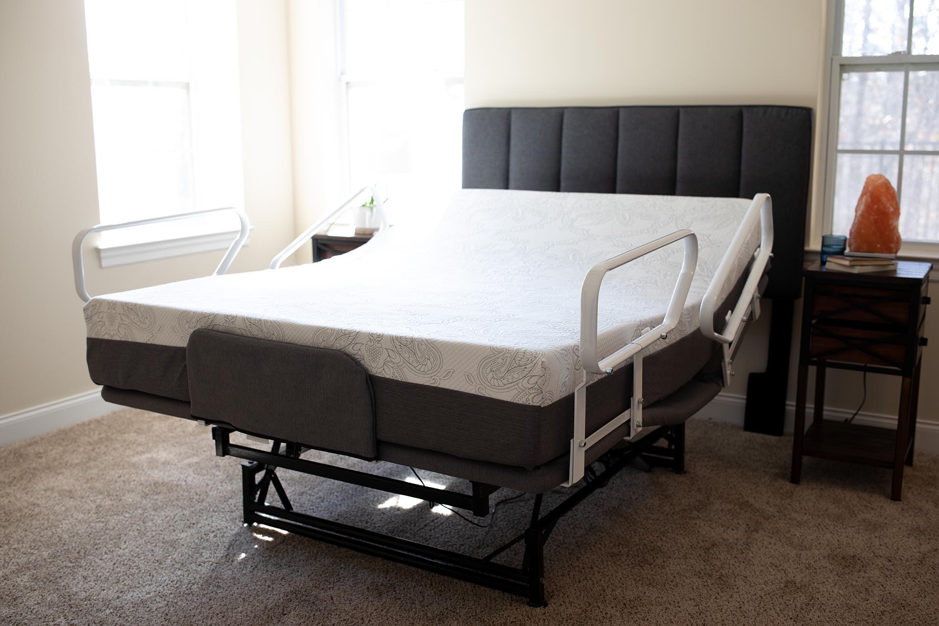 LA 3 motor fully electric high low flexabed 185 electric adjustable hospital bed